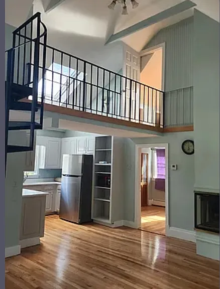 45 Hollis Ave #1R — Photo 2
