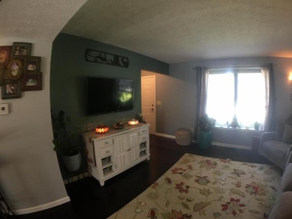 5th image of 3694 Creekridge Ct