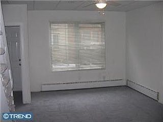 3rd image of 2643 S Fairhill St