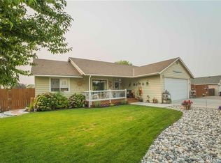 2344 Canyon Hills Dr, East Wenatchee, WA 98802