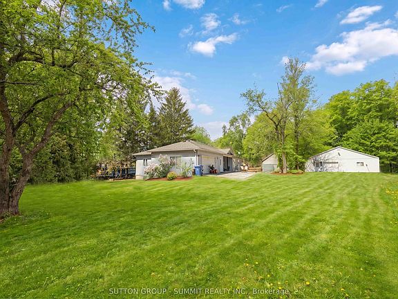 2nd image of 4932 Aurora Rd