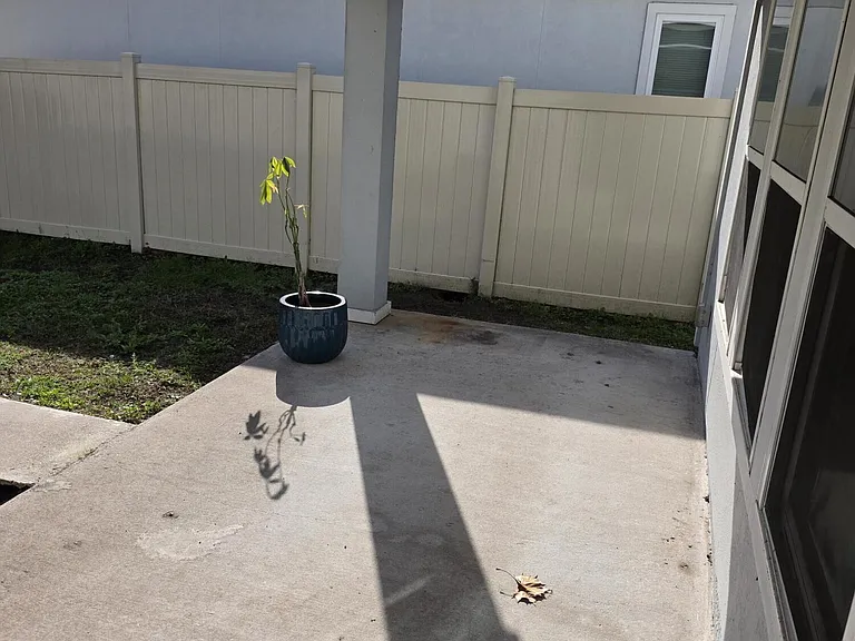 2537 Wisdom Ct — Photo 38