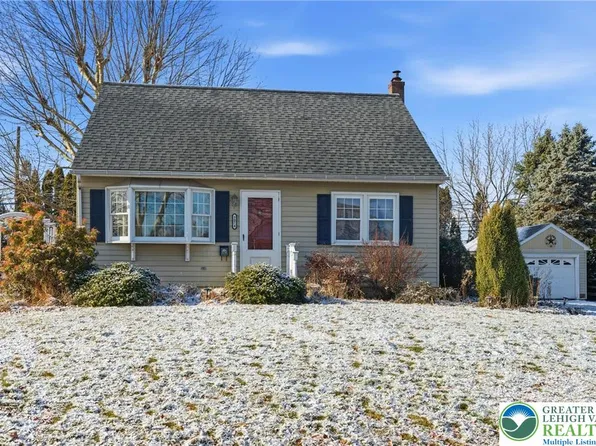 3074 Clearview St, Easton, PA 18045