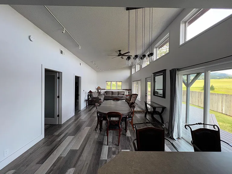 7155 Sypes Canyon Rd — Photo 52