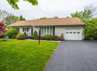 28 Exeter Pl, Rochester, NY 14623