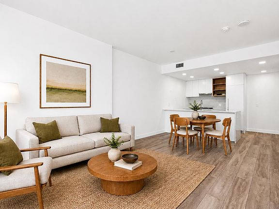 5th image of 4433 Alaska St #1308