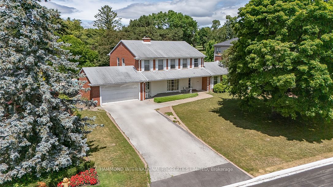 73 Fairway Heights Dr