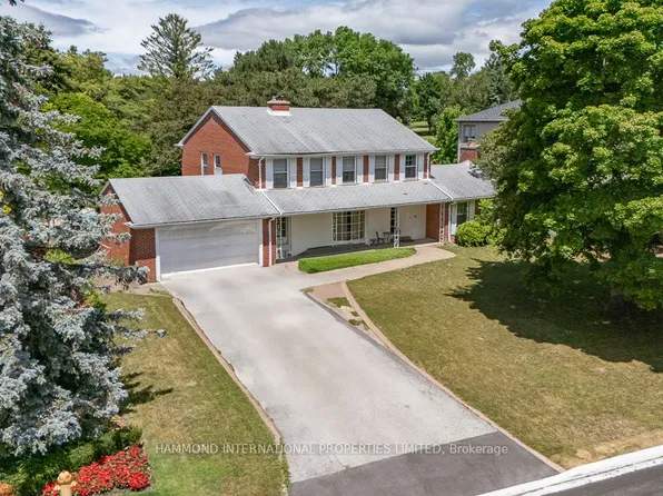 73 Fairway Heights Dr, Markham, ON L3T 3A7