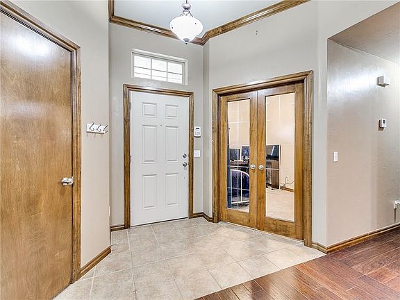 5th image of 500 SW 163rd St