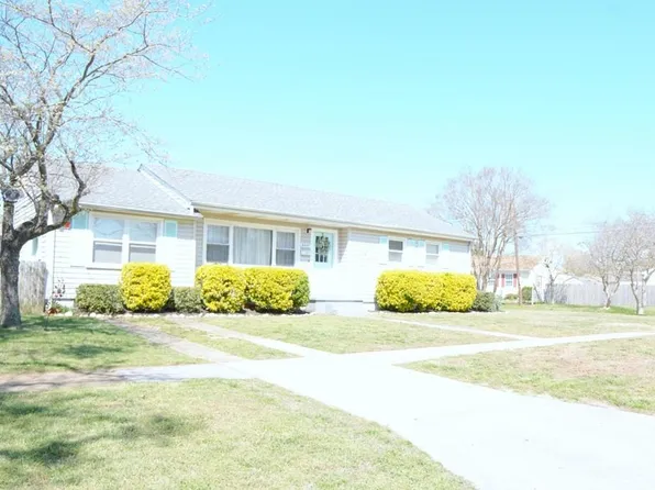 8447 Capeview Ave, Norfolk, VA 23503