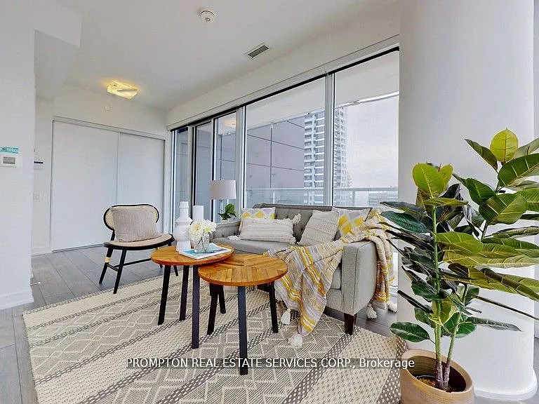 3 Gloucester St #3701 — Photo 14