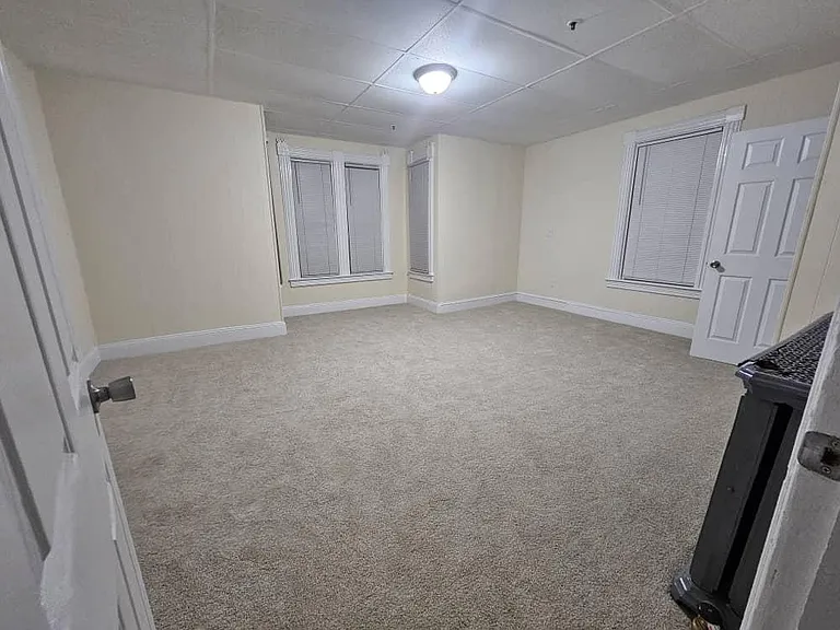 348 Walker St #1 — Photo 9