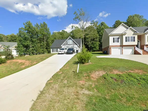 521 Mantle Dr, Lynchburg, VA 24502