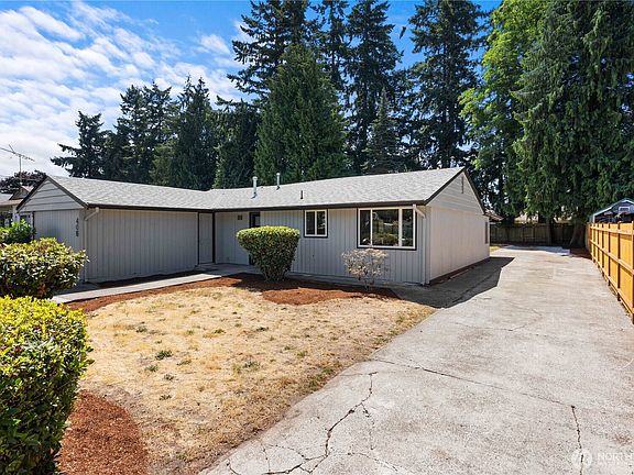 2nd image of 408 26th Street SE