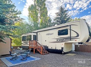 12 W St, Cascade, ID 83611