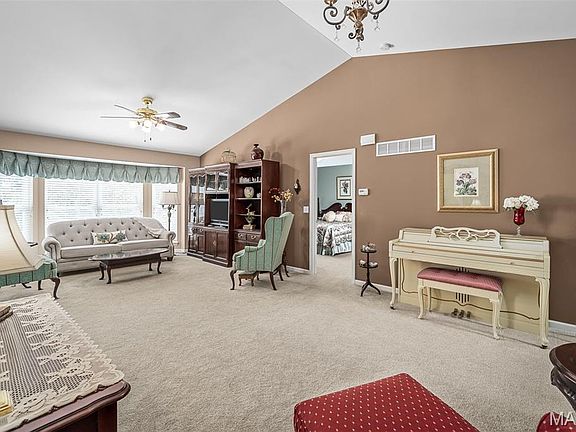 5th image of 173 Tori Pines Dr