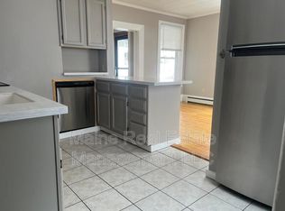 348 State St UNIT 1, Bangor, ME 04401