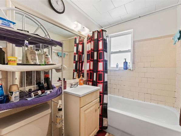 tampa-florida-441523826 picture