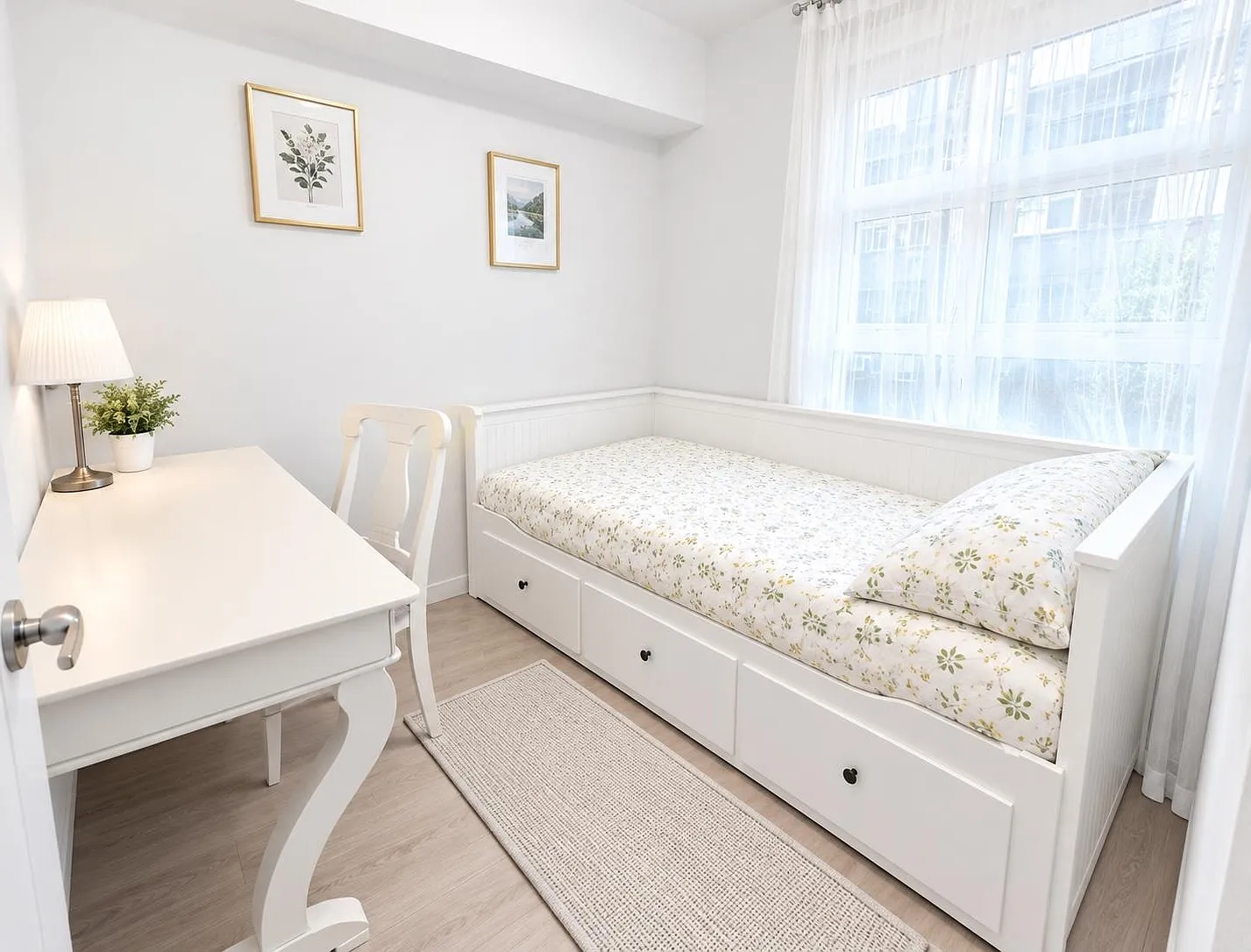 3 bed, 1200 sqft, $5,000 — Photo 2