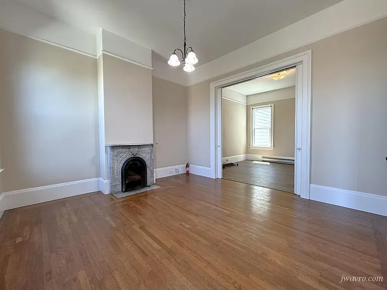 60 Mirabel Ave — Photo 4