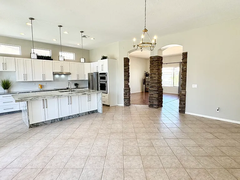 20906 N 56th Dr — Photo 11