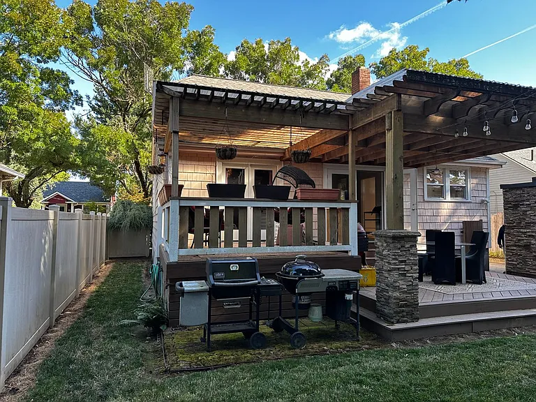 1514 SE Claybourne St — Photo 32