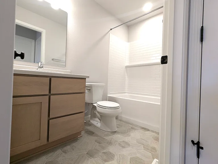 615 Schewe Rd — Photo 13