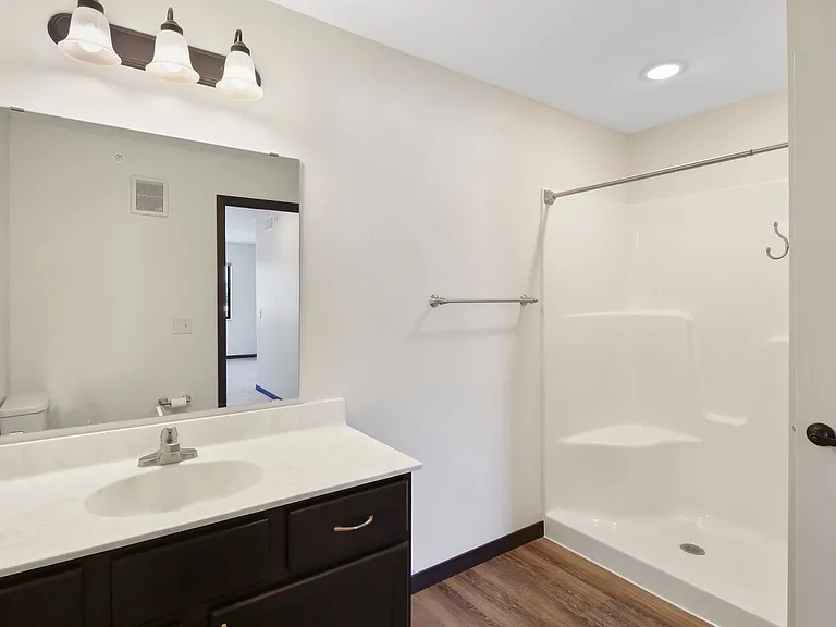 Rivertown Residential Suites — Photo 15