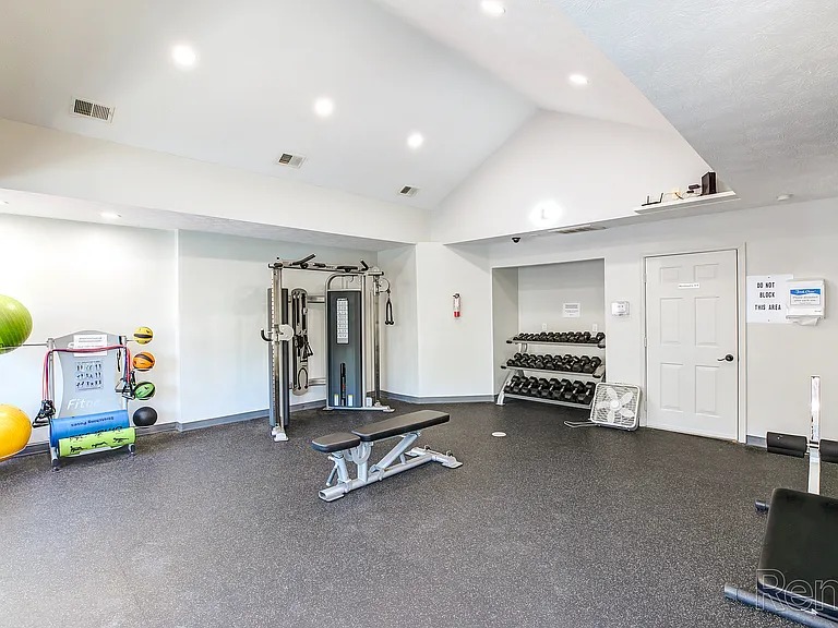 Charter Woods — Photo 18