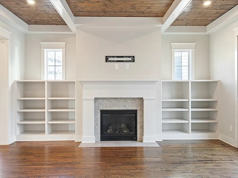 3358 Acklen Ave — Photo 16