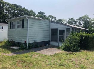 26 Madeline St, East Wareham, MA 02538