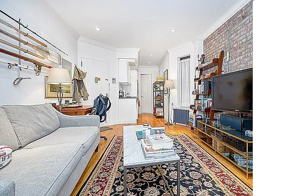 Rented by Living New York | media 10