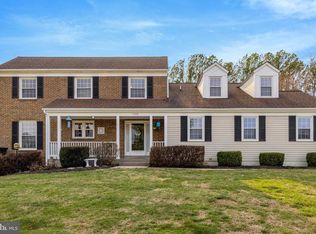 1398 Park Lake Dr, Reston, VA 20190