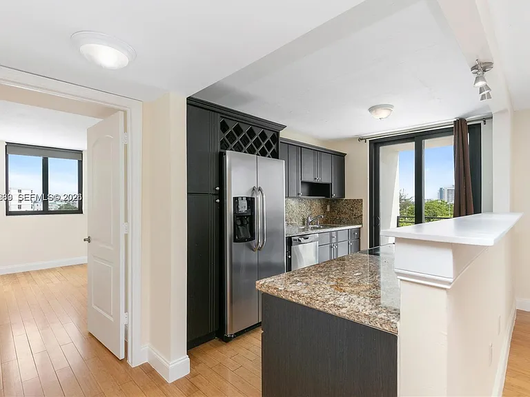 8100 Byron Ave #501 — Photo 6