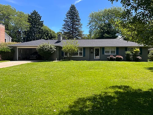 2607 Lomond Dr Photo 1