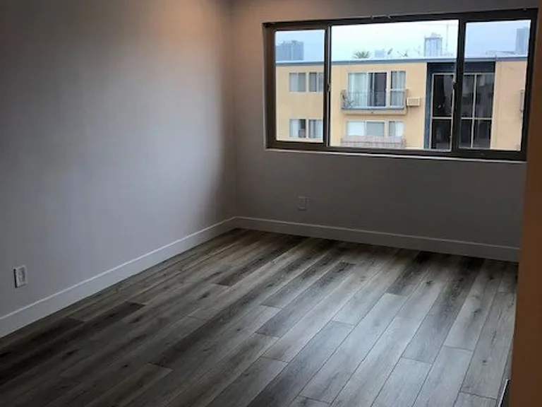 El Dorado Manor — Photo 8