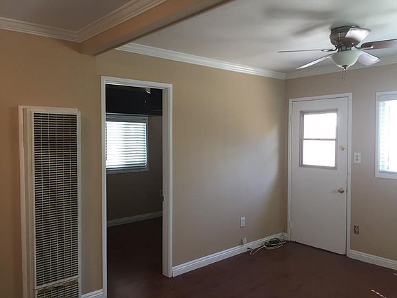 2nd image of 2612 Sycamore Ave APT B