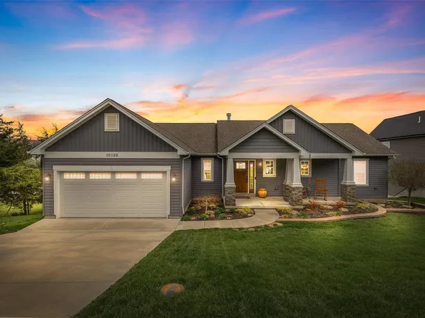 10122 Lake Ridge Dr, Hillsboro, MO 63050