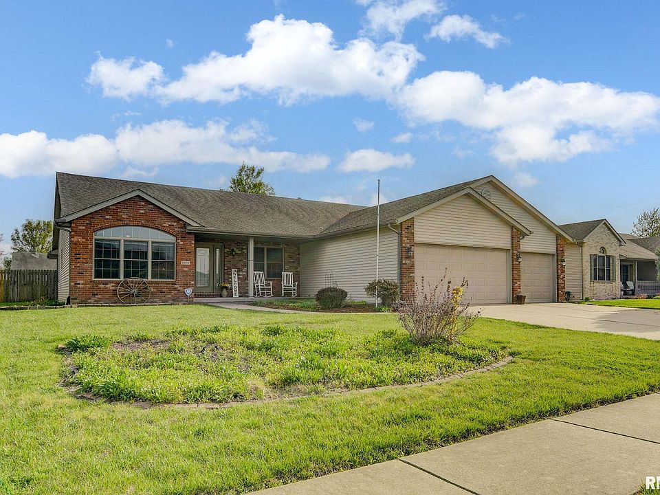 1408 Sequoia Dr, Chatham, IL 62629 | Zillow