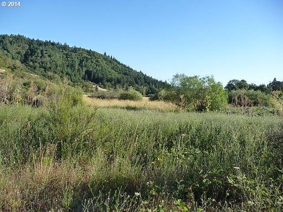 4th image of 8831 Old Highway 99 N
