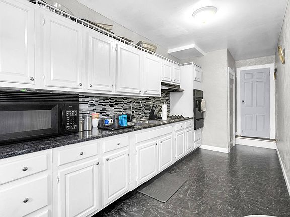 3rd image of 120-15 179th St
