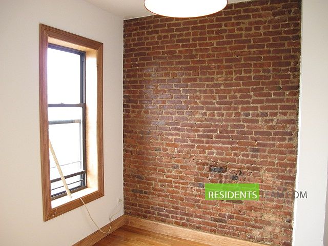 2nd image of 483 Onderdonk Ave APT 3R