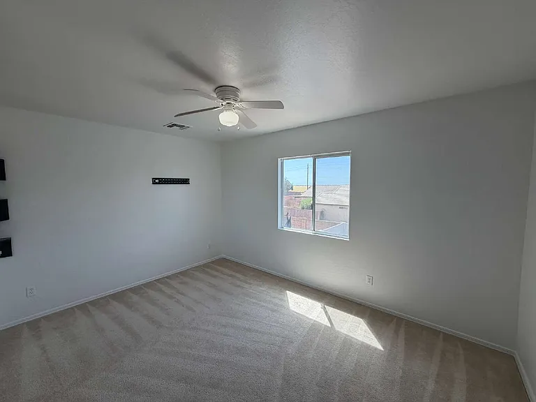 3907 E Pinto Valley Rd — Photo 5