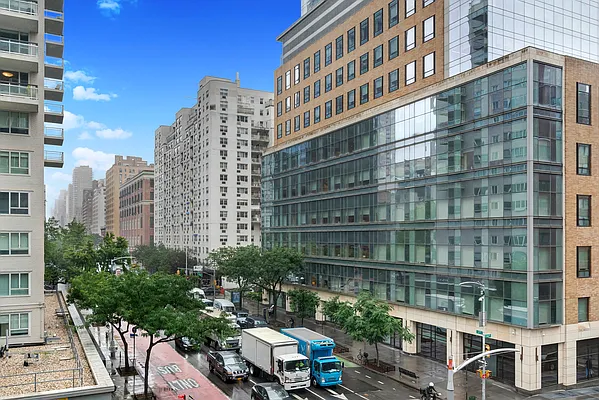 Rented by Oxford Property Group | media 26