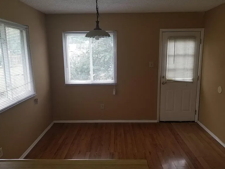 7331 Palgrave Ln — Photo 8