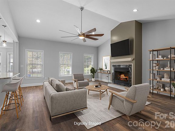 4th image of 79 Mill Pond Way