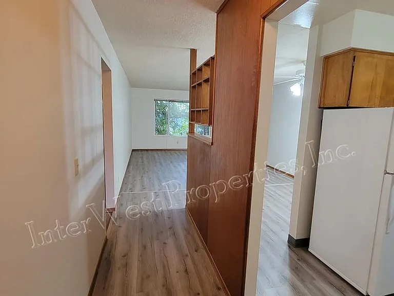 12175 SW Allen Blvd — Photo 4