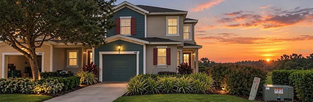 4 bed, 3.5 bath, 2052 sqft, $2,550 — Photo 1