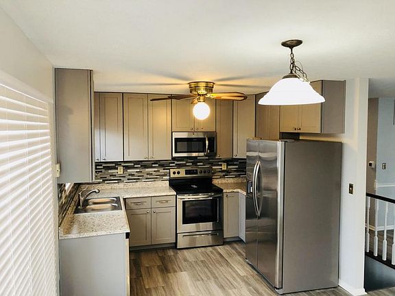 5th image of 1725 Promontory Dr