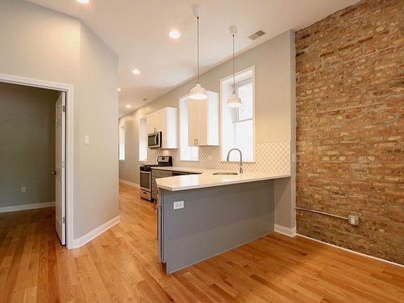 5th image of 1921 S Peoria St APT 2